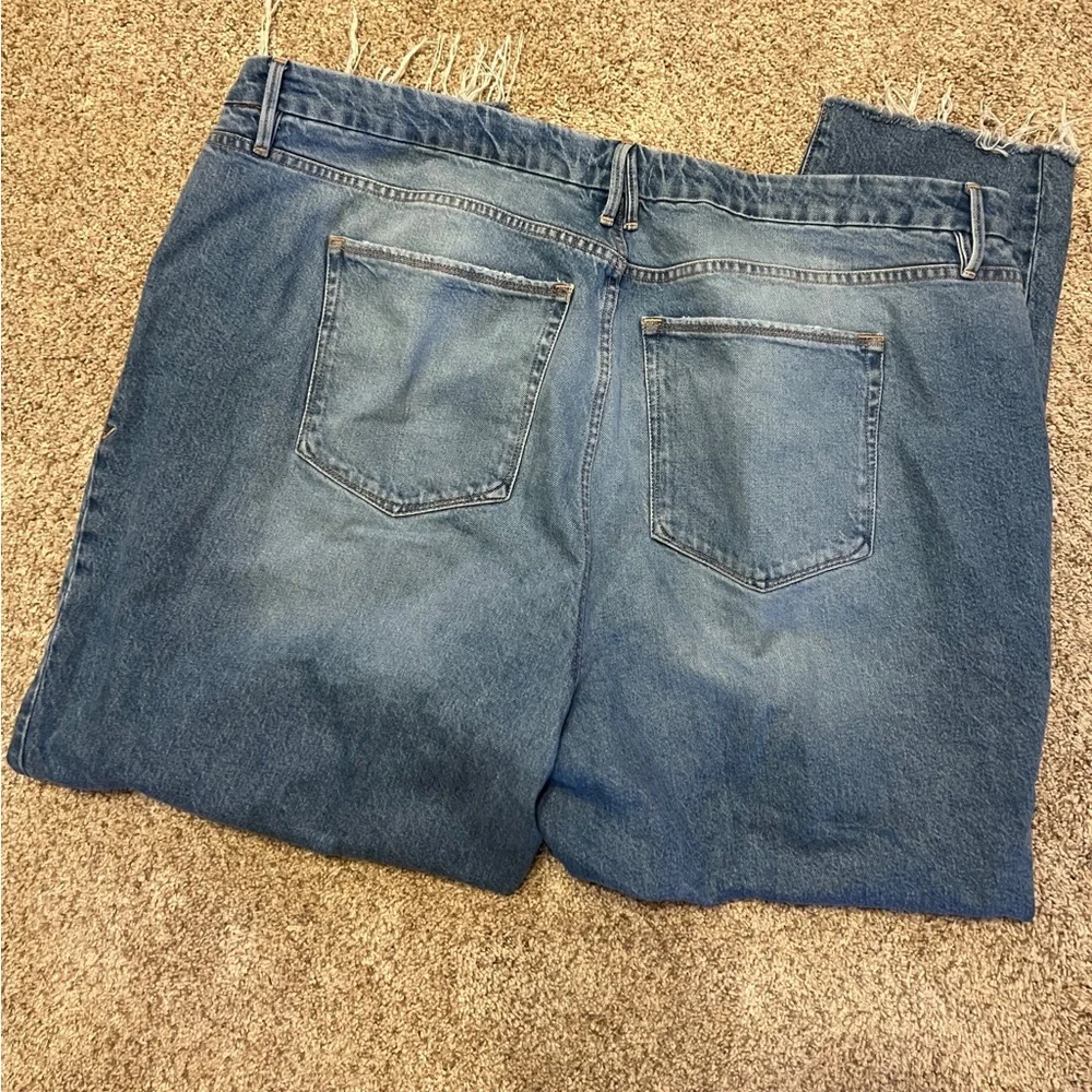 Distressed hems - Picture 3 of 5